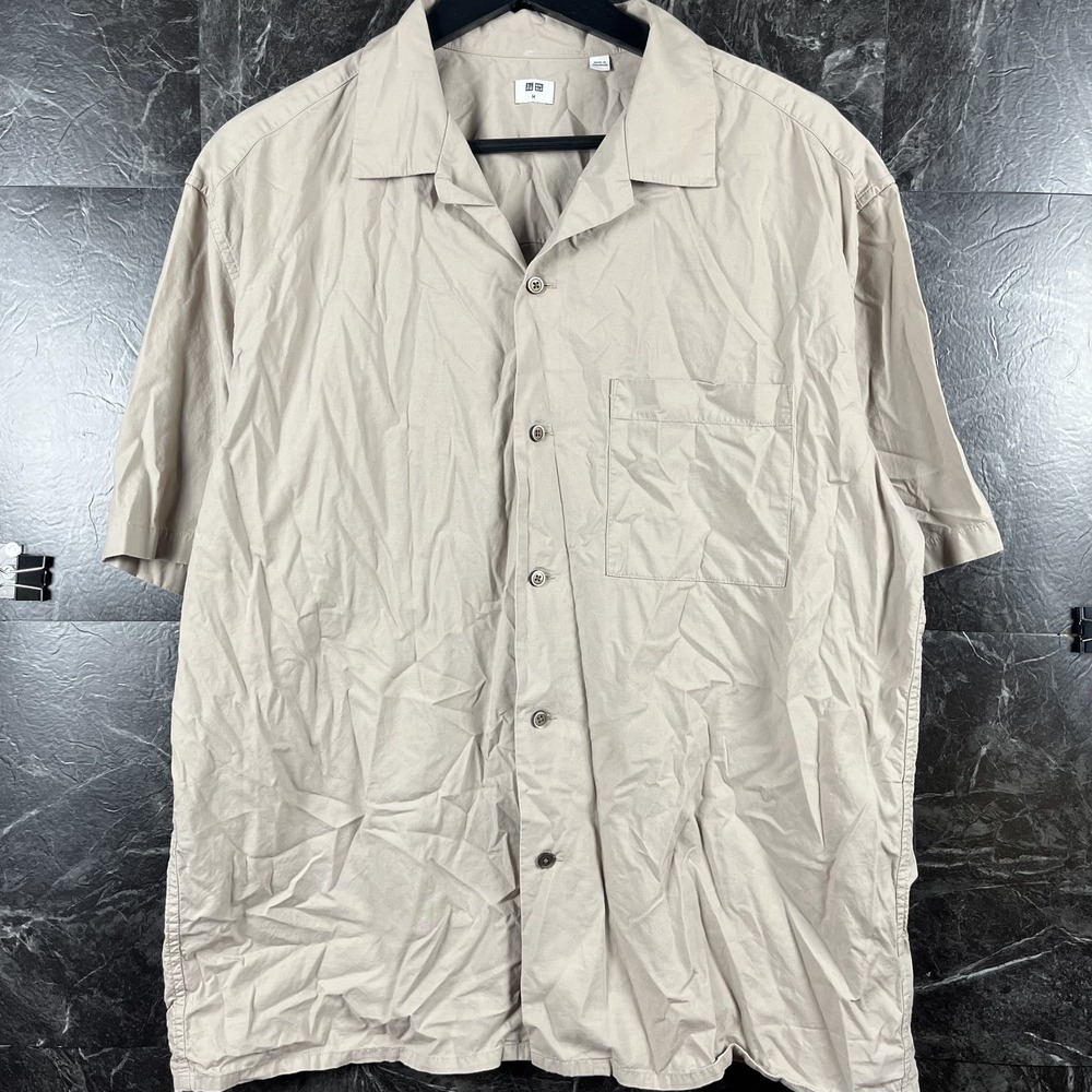 Uniqlo Men's Beige Button Shirt Medium